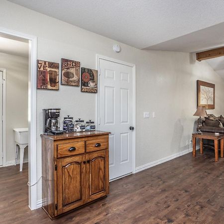 Tranquil 3-Bedroom Cabin Near Winstar Casino Такървил Екстериор снимка